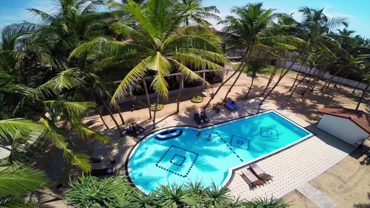 Whispering Palms Hotel Bentota Eksteriør bilde