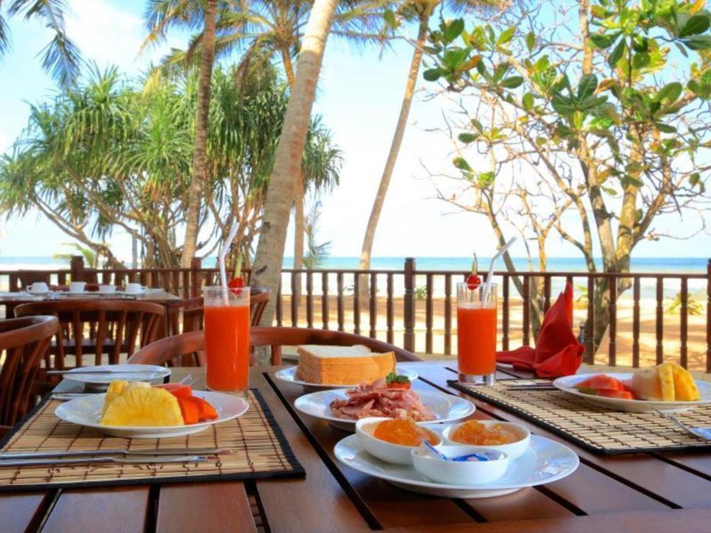 Whispering Palms Hotel Bentota Eksteriør bilde
